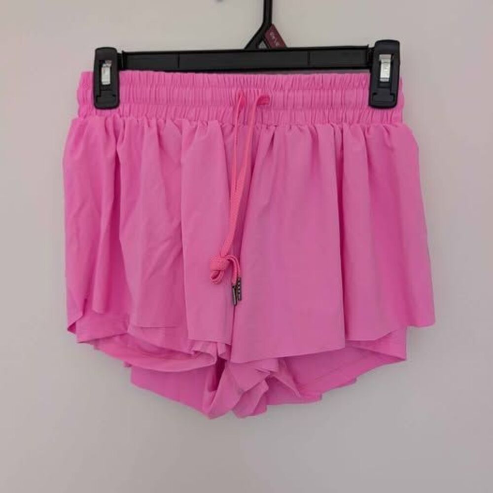 Luogongzi 2-in-1 flowy workout shorts in pink Size Small